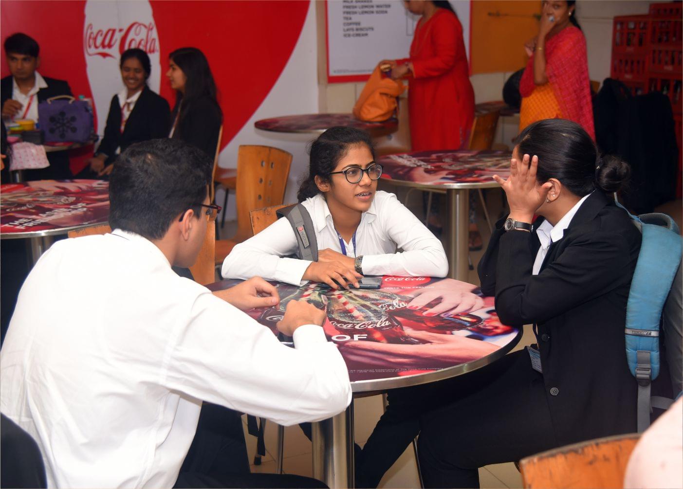 Chetana's Institute of Management and Research Mumbai Cafetaria photo 3